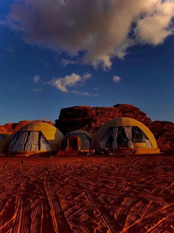 Wadi Rum Ufo Luxotel Екстер'єр фото