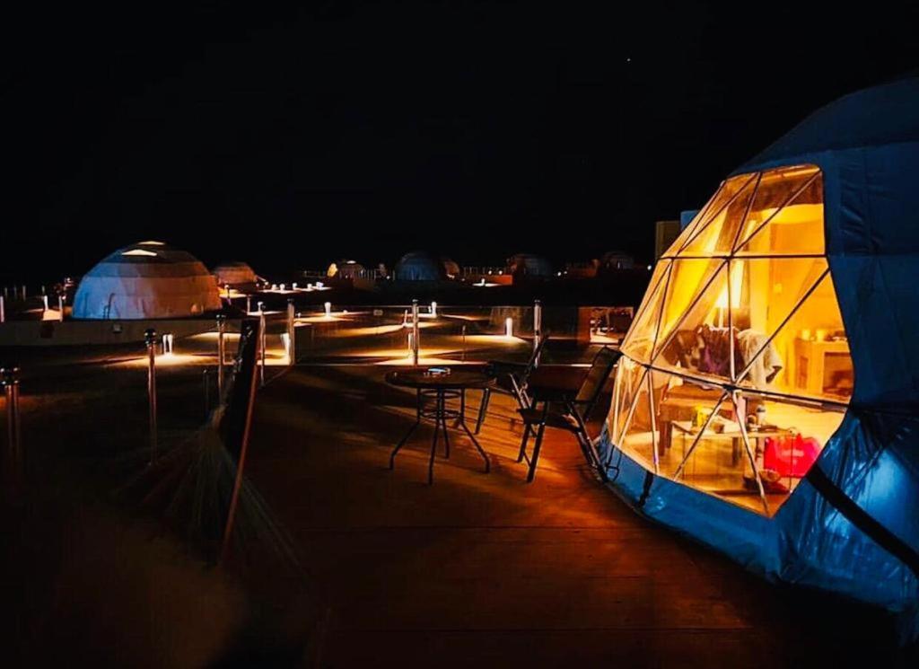 Wadi Rum Ufo Luxotel Екстер'єр фото